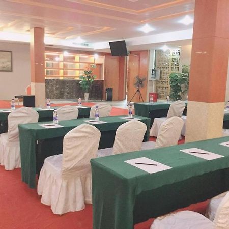 Dork Jumpa Hotel Vientiane Extérieur photo