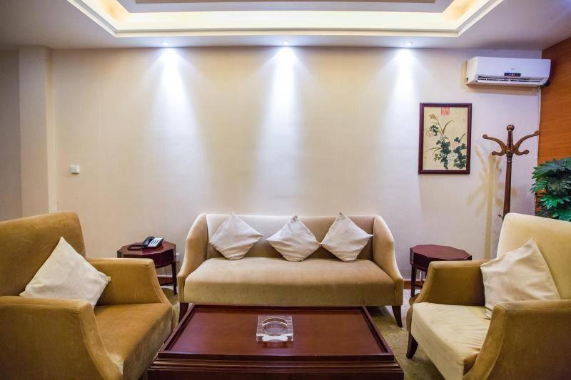 Dork Jumpa Hotel Vientiane Extérieur photo
