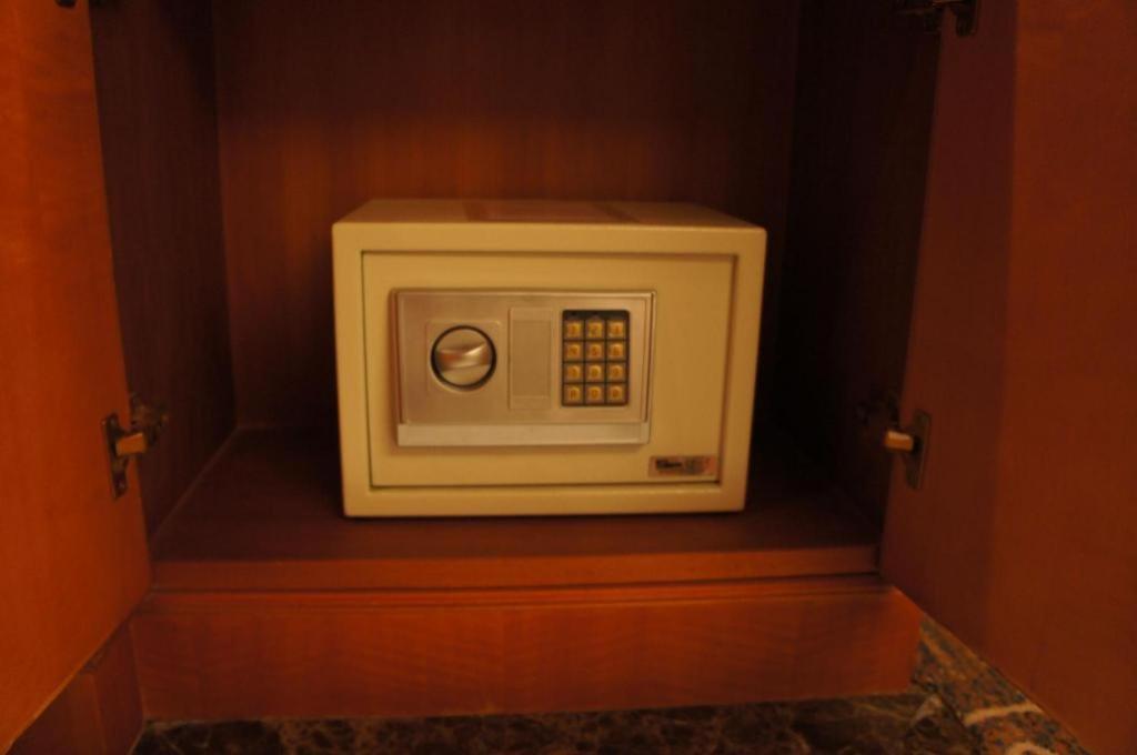 Dork Jumpa Hotel Vientiane Extérieur photo