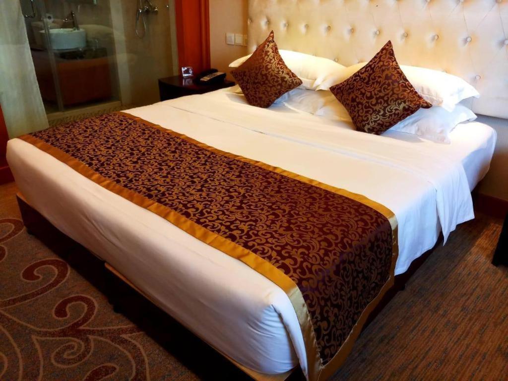 Dork Jumpa Hotel Vientiane Extérieur photo