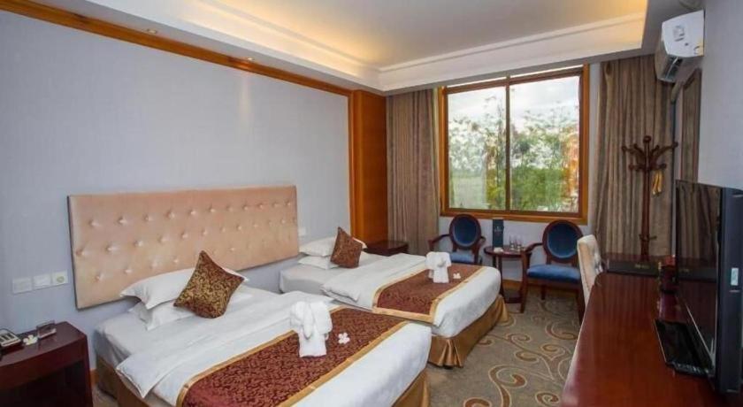 Dork Jumpa Hotel Vientiane Extérieur photo