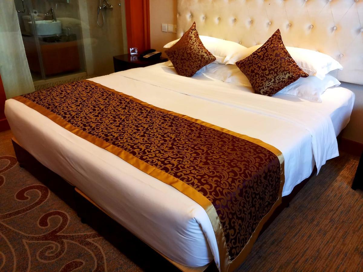 Dork Jumpa Hotel Vientiane Extérieur photo
